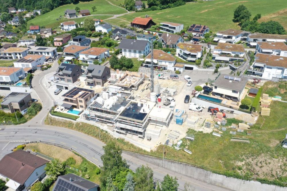 Nur noch ein Haus verfügbar - Komfortables Wohnen mit unverbaubarem Panoramablick - Bild 1