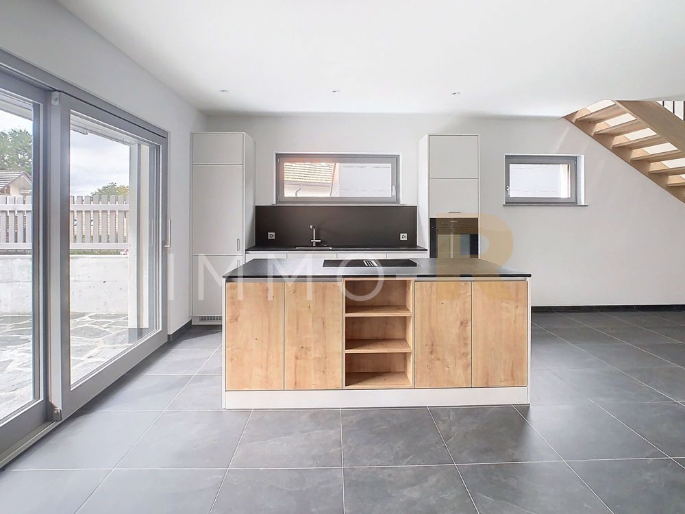 Magnifique petite maison sur 2 étages avec terrasse et jardin - Bild 3