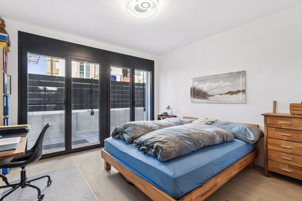 Magnifique appartement neuf avec vue imprenable sur le Jura - Chambre 1 / Zimmer 1 / Room 1