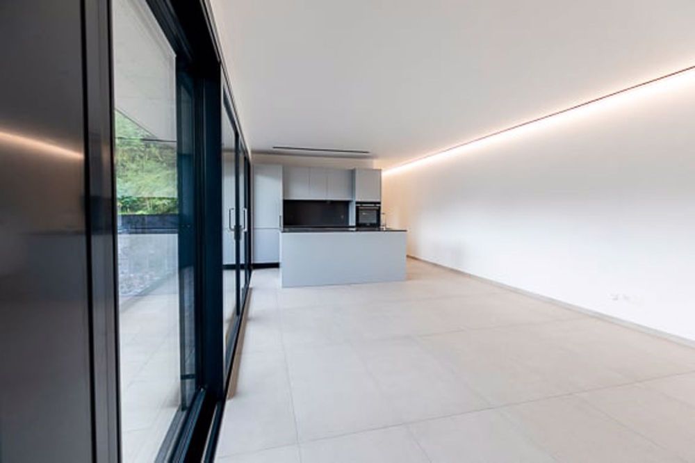 Vivi in Alto Stile: Splendido 3.5 Locali con Terrazza Panoramica a Locarno - Bild 5