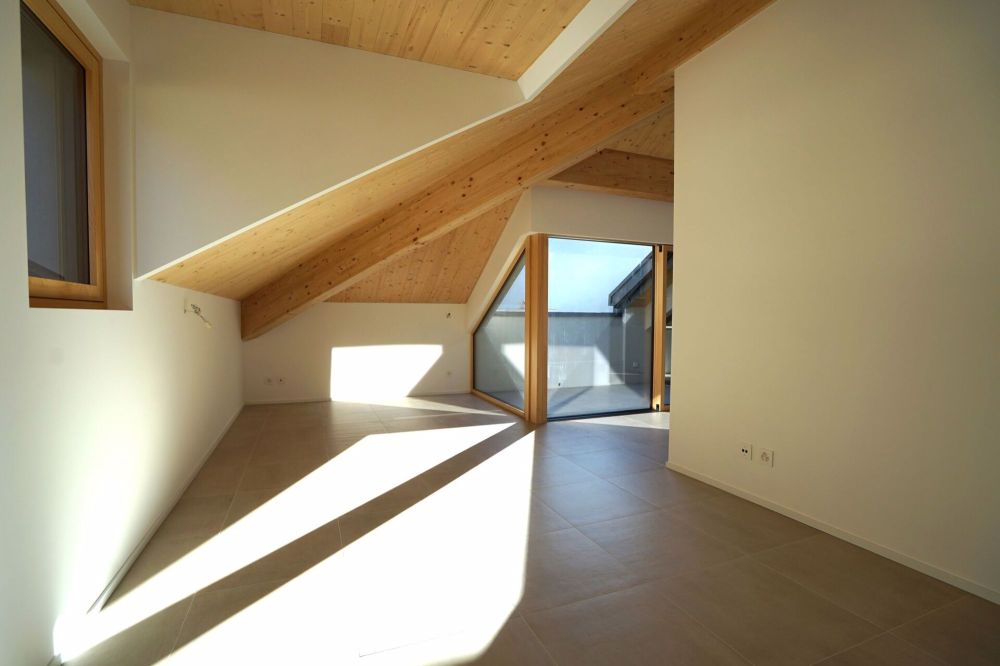 Wunderschönes und neues Penthouse mit 3,5 Zimmern. - Bild 3