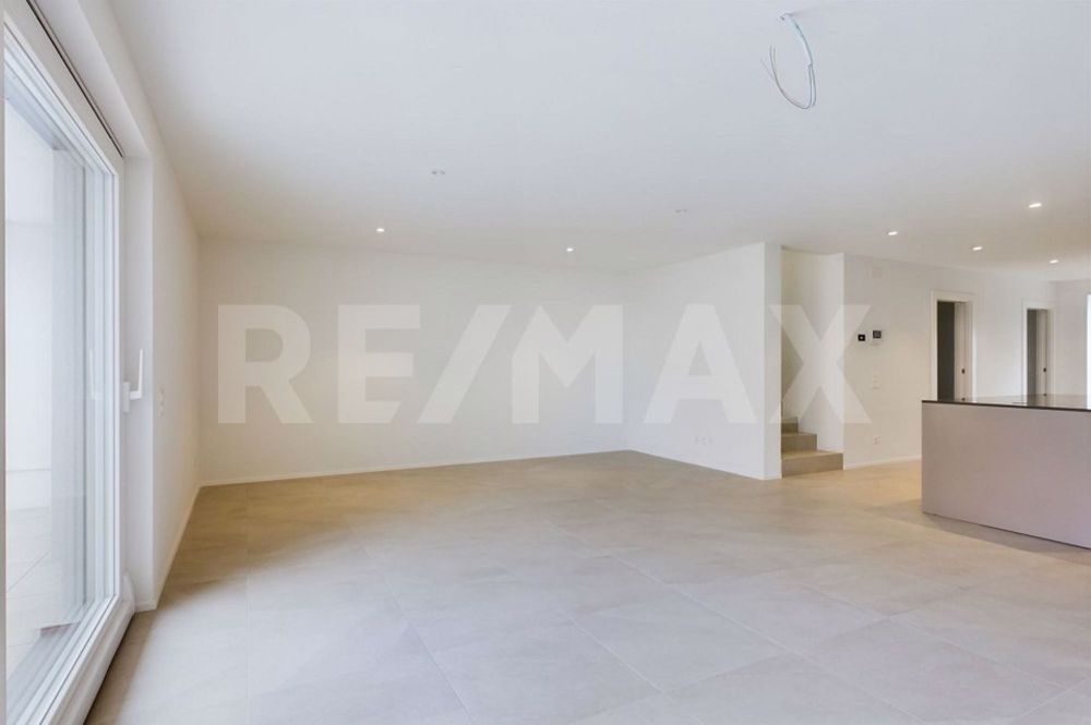 Esclusiva nuova villetta a schiera di 5.5 locali - Bild 2