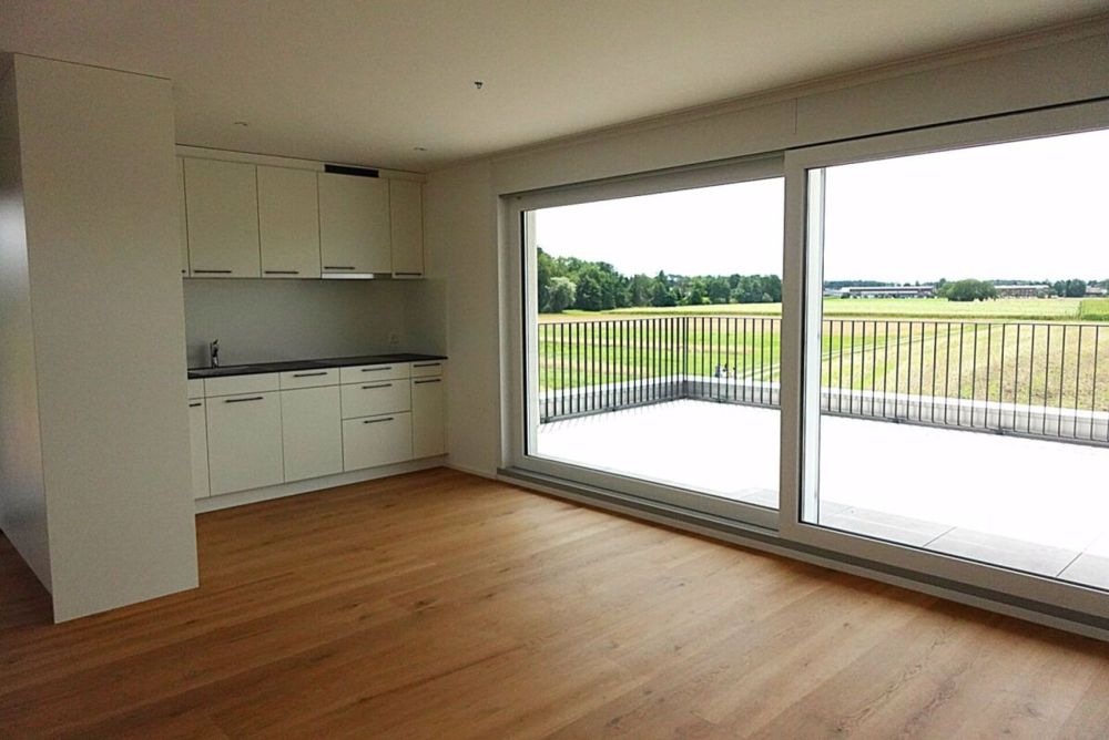 2.5 Zimmer Attikawohnung mit Fernsicht in Derendingen - Weite Räume