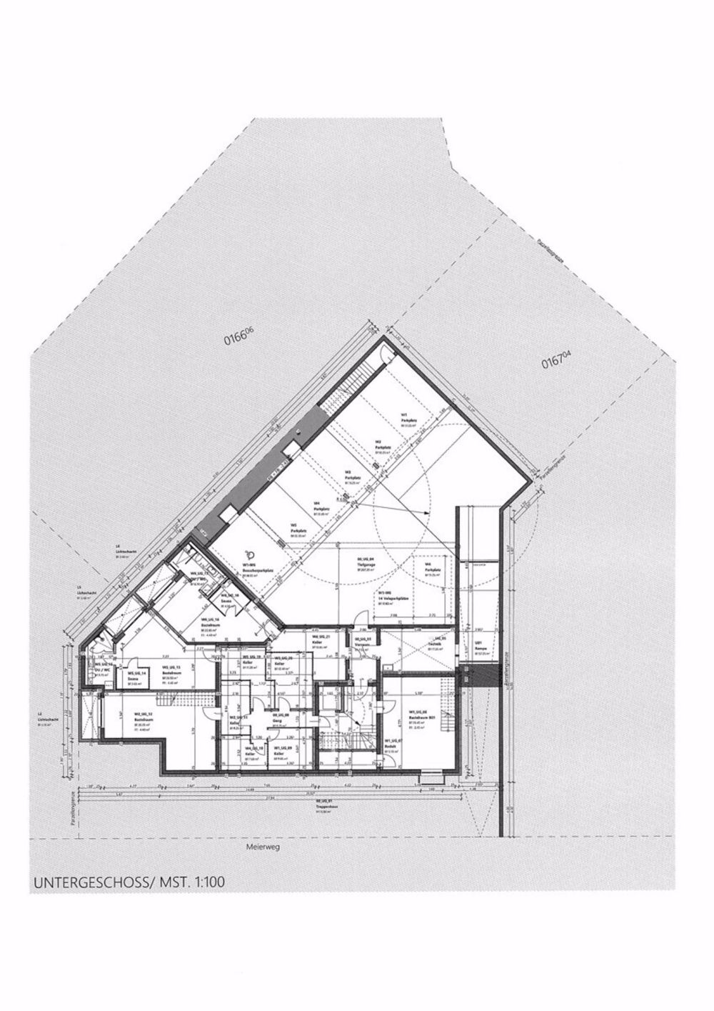 3.5-Z.-Gartenwohnung (W1) mit gr. Hobbyraum u. Keller, schönem Garten - Untergeschoss