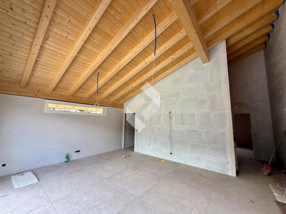 Kleine PSA in den Weinbergen, Dachboden unter dem Dach - Bild 4