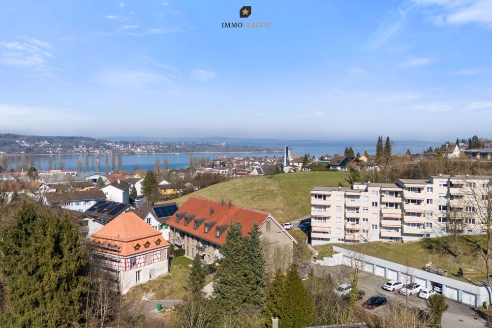 Moderne Eleganz trifft auf ländlichen Charme. - Wenige Schritte bis zum See.
