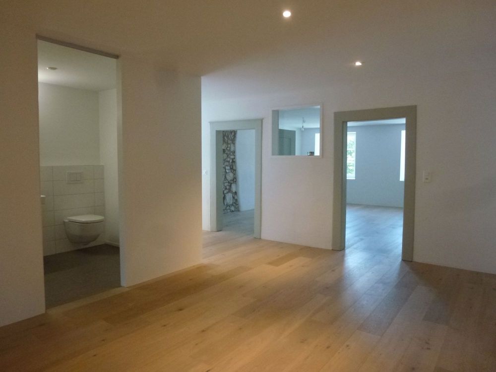 4.5-Zimmerwohnung mit viel Charme zu vermieten - Grosser Eingangsbereich