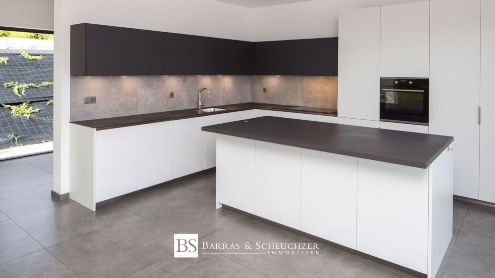 Superbe maison contemporaine neuve - Cuisine - rez supérieur