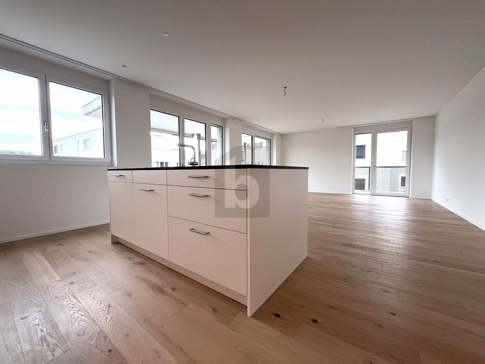 HOCHWERTIGER ERSTBEZUG MIT GROSSER TERRASSE! - Bild 2