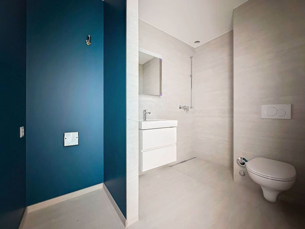 Studio neu mit überdachter Terrasse und Garten - Bild 6