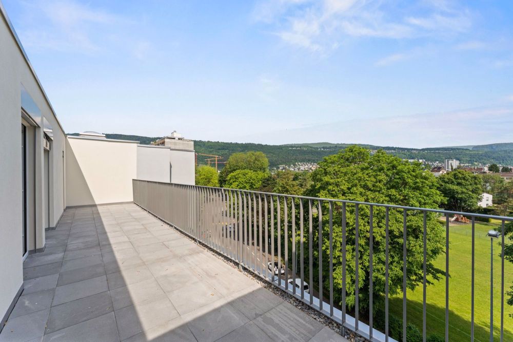 ERSTVERMIETUNG NACH NEUBAU: 2.5-Zimmer-Attikawohnungen mit grossen Terrassen - Bild 2