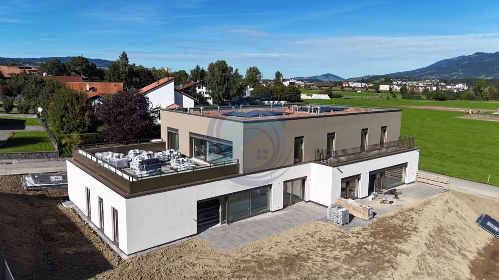 SOMPTUEUX APPARTEMENT EN ATTIQUE DE 5.5 PIÈCES AVEC VUE DÉGAGÉE - Bild 1
