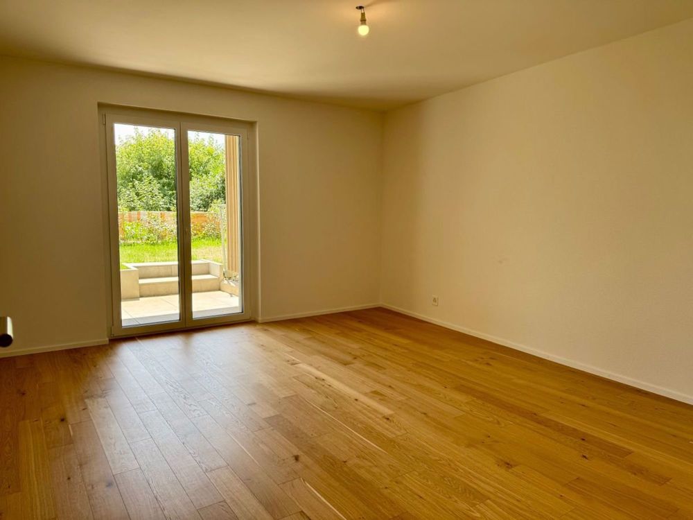 Neue 3.5-Zimmer-Wohnung in einem gehobenen Gebäude mit Garten - Bild 4