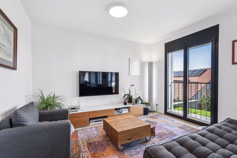 Magnifique appartement neuf avec vue imprenable sur le Jura - Séjour / Aufenthalt / Stay