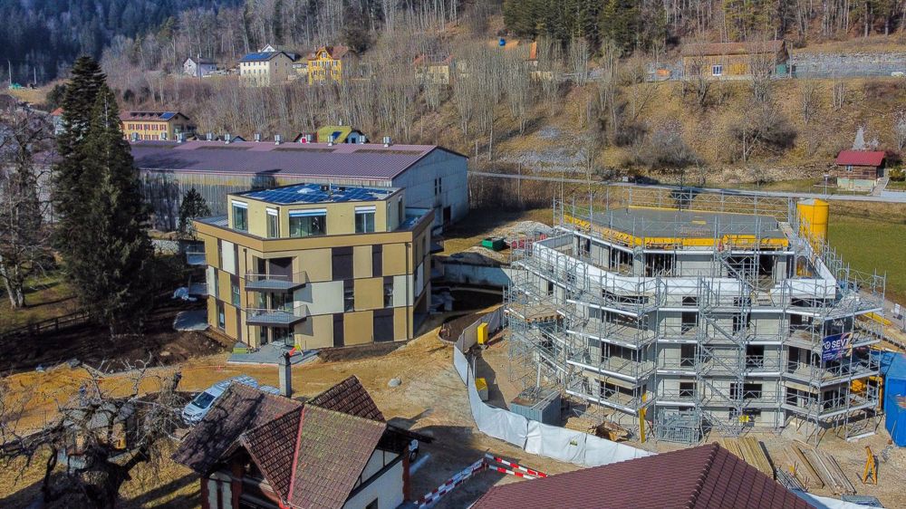 Appt PPE neuf de 2.5 pces avec balcon Campagne Pernod, lot B7 - Vue aérienne sur les bâtiments
