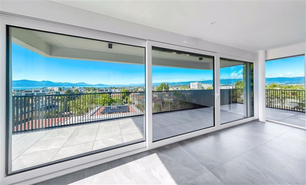 Wunderschöne 4-Zimmer-Penthouse-Wohnung mit Panoramablick in Prilly - Bild 3