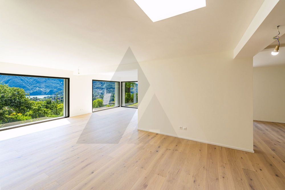 VILLA ULTIMATA IMMERSA NEL VERDE CON VISTA PANORAMICA - Bild 6