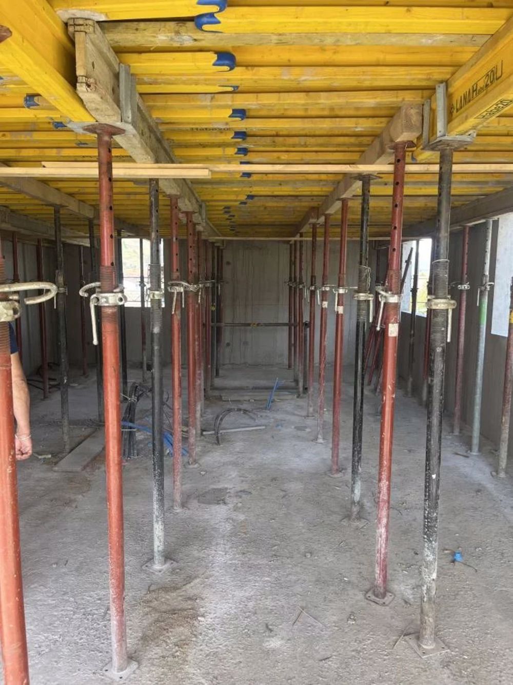 Schönes neues 3.5-Zimmer-Apartment im letzten Stock in Saillon - Bild 7