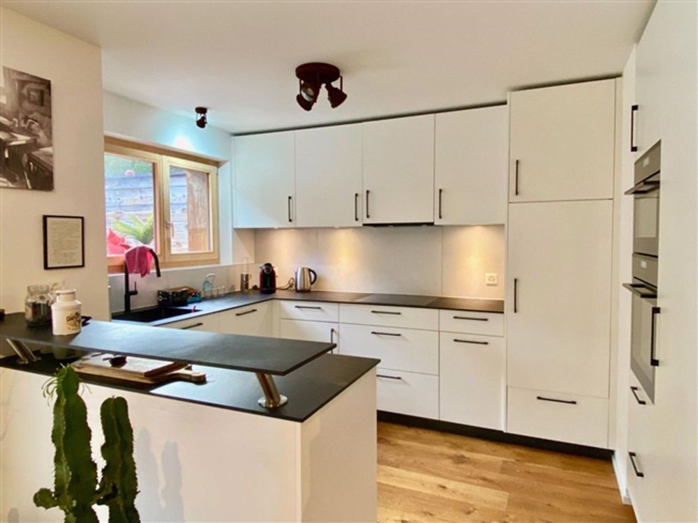 Schöne Wohnung im Erdgeschoss in Morgin 3,5 Zimmer - Bild 9