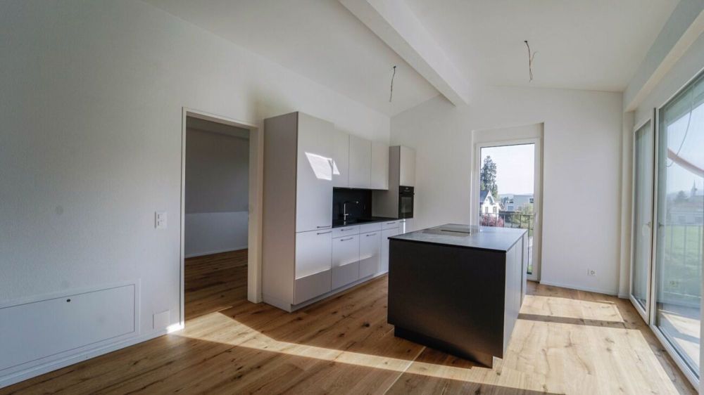 Stilvolle 3.5-Zimmer-Wohnung mit Ausblick ins Grüne - Bild 5
