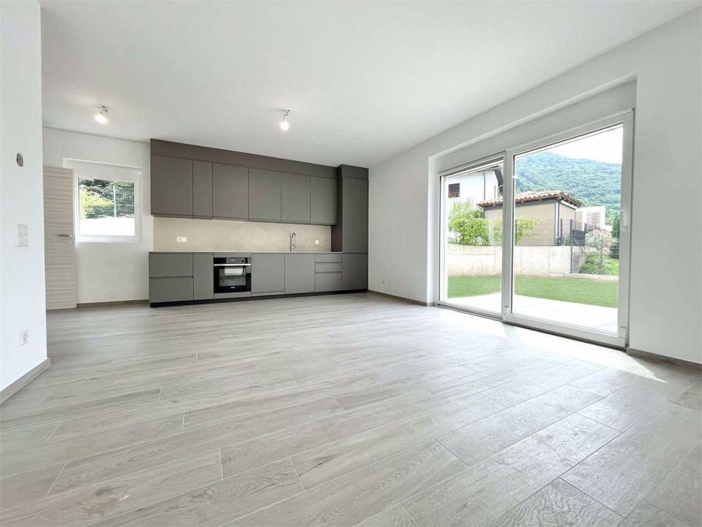 Villa con giardino di nuova costruzione a Sant'Antonino - Bild 1