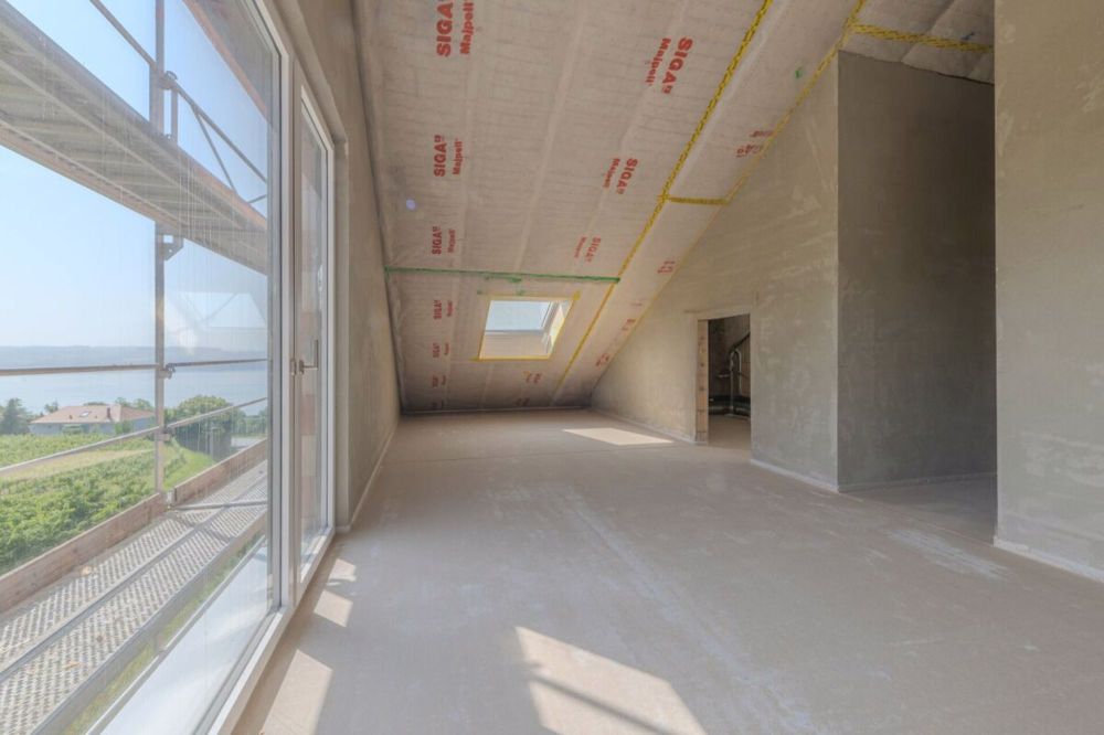 GROSSEN IMMOBILIEN - Exklusive 4.5-Zimmer Maisonettewohnung mit Weitsicht in Lugnorre - Bild 10