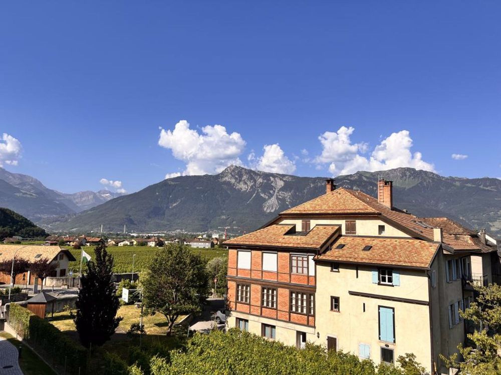 Bel appartement 3,5 pces au calme, avec vue imprenable sur les vignes et les montagnes - Bild 2