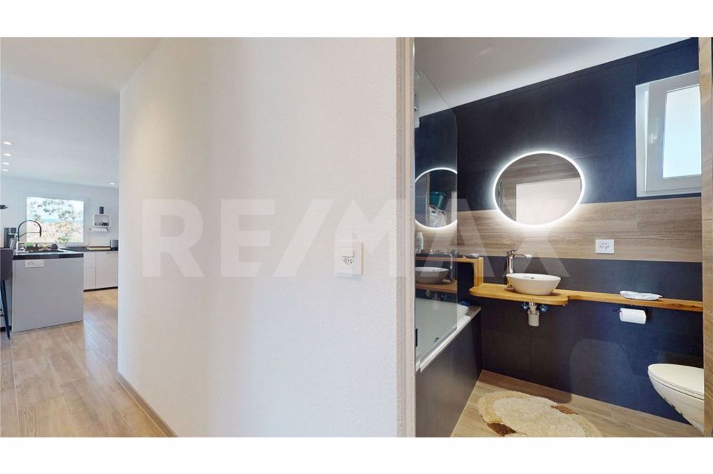 Prachtiges Attikawohnung mit 98 m2 Terrasse / Exklusivität RE/MAX - Bild 8