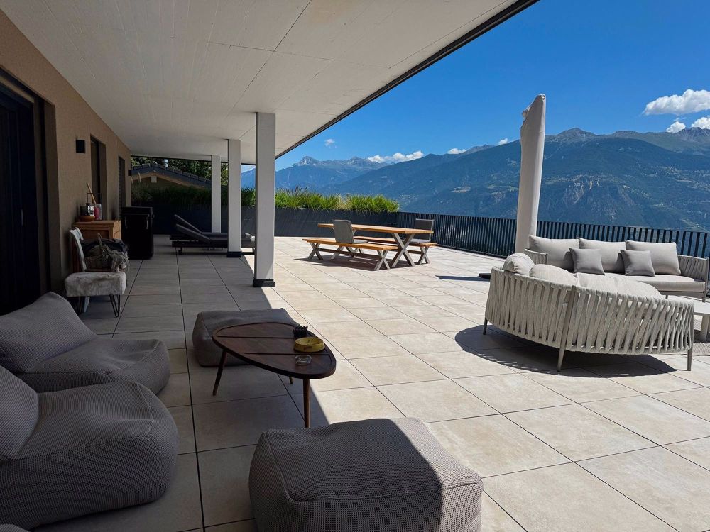 Zu verkaufen in Savièse? Außergewöhnliche Wohnung mit Panoramablick und schönen Terrassen - Terrasse principale
