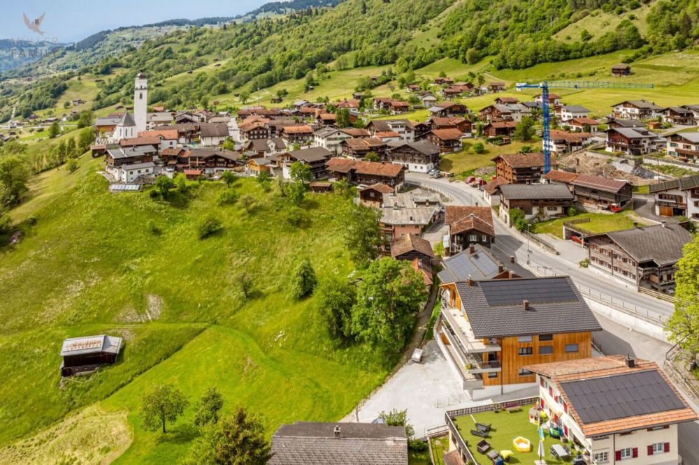 Stilvolle 3 1/2 Zimmer-Gartenwohnung (Erstwohnung) mit Einfamilienhaus-Charakter - Bild 11