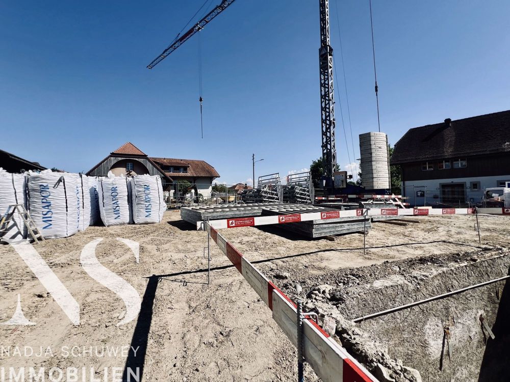 Neues Wohnen im alten Dorfkern - 4.5 Zimmer Triplex Wohnung - Bild 3