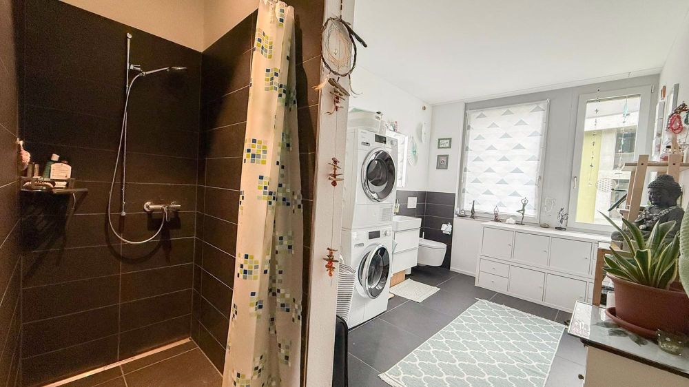 Moderne 2½-Zimmer mit Loggia – in Fussnähe zum See - Bild 5