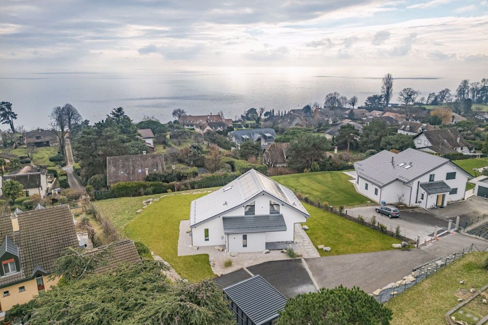 EXCLUSIVE NEW-BUILD VILLA ON LAKE GENEVA / EXKLUSIVE NEUBAUVILLA AM GENFERSEE - Bild 1