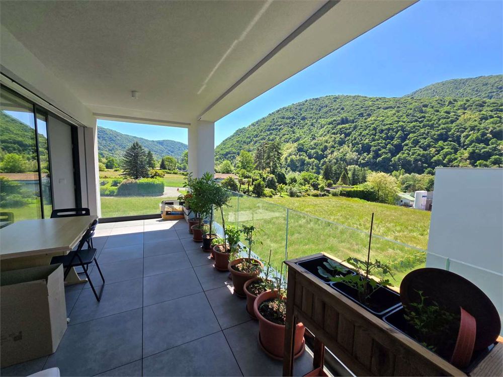 Neue 2.5-Zimmer-Wohnung mit großer Terrasse, eigener Waschküche und Parkplatz - Bild 9