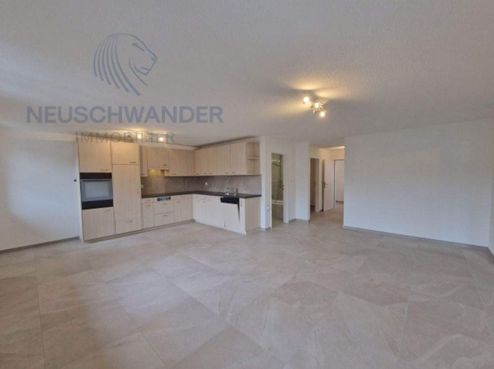 Proche de toutes les commodités et totalement rénové - Bild 3