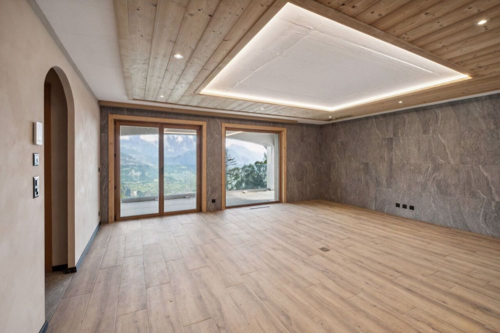 Appartement neuf avec vue imprenable sur la vallée du Rhône - Salon - séjour app. témoin / Salon - Wohnzimmer app. L1 abgeschlossen in Standing / Living room app. L1 finished in standing