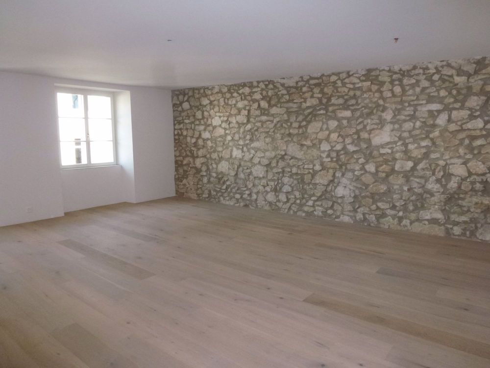 4.5-Zimmerwohnung mit viel Charme zu vermieten - Wohnzimmer