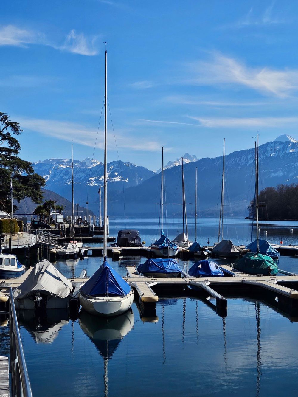 Villa mit Pool und Bojenplatz - wo der Tag am See erwacht - Bild 13