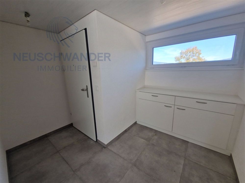 Brandneu und geräumig selten auf dem Markt - Bild 6