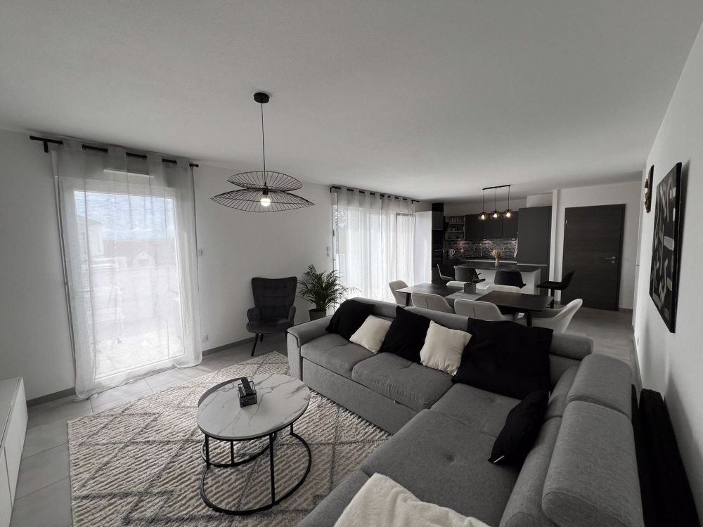 T4 wie neu, hochwertig, 3 Minuten von der Schweizer Grenze - Bild 2