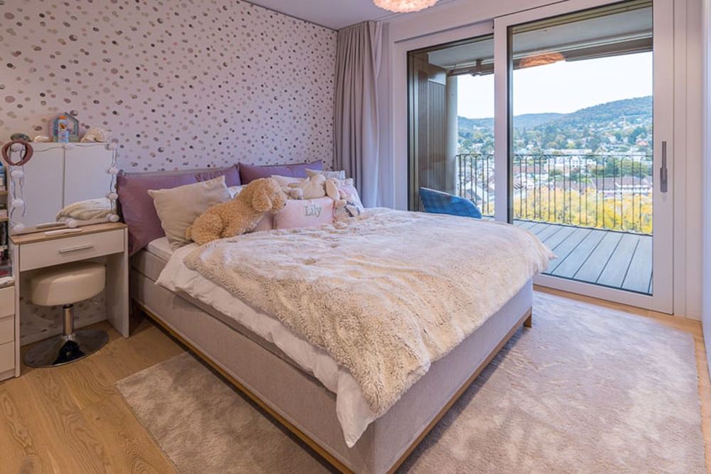 Exklusive Maisonette-Einheit mit hochwertigem Innenausbau und traumhafter Panoramaaussicht - Bild 9