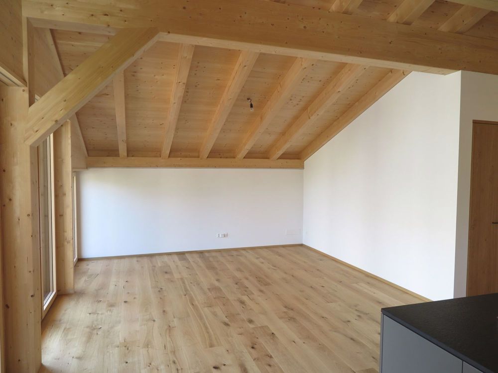 Neue 3.5-Zimmer-Dachwohnung an zentraler Lage (Erstwohnung) - Bild 2