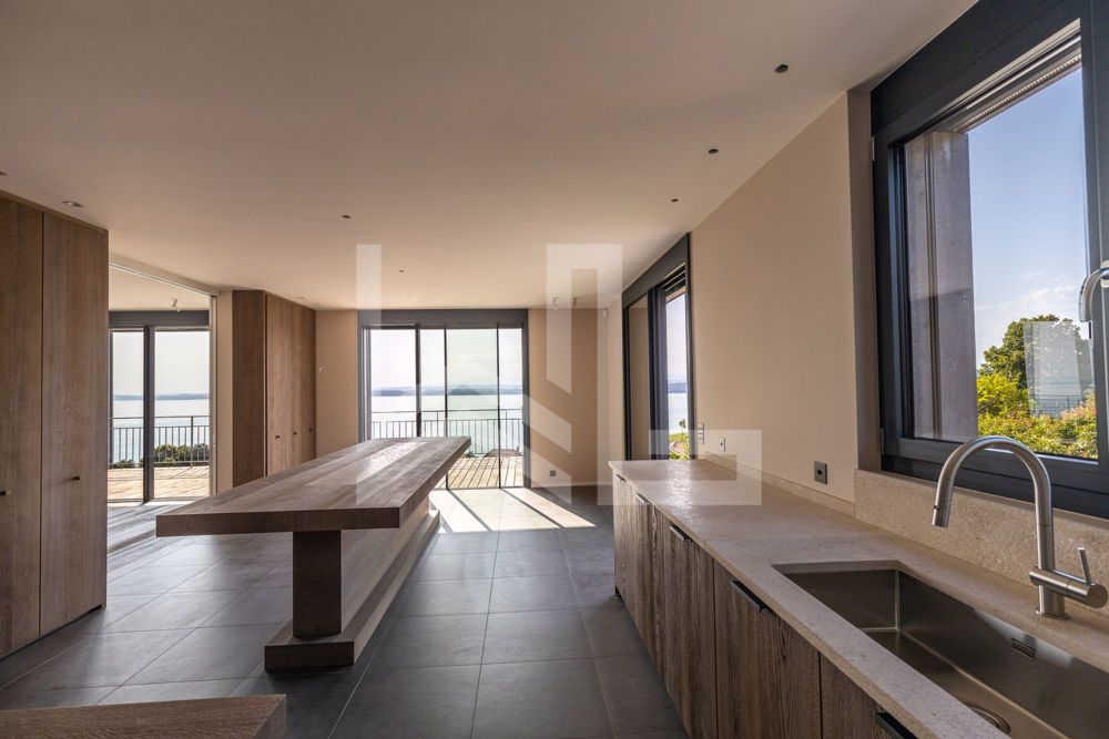 Schönes Anwesen mit außergewöhnlichem Blick auf den See und die Alpen - Bild 6