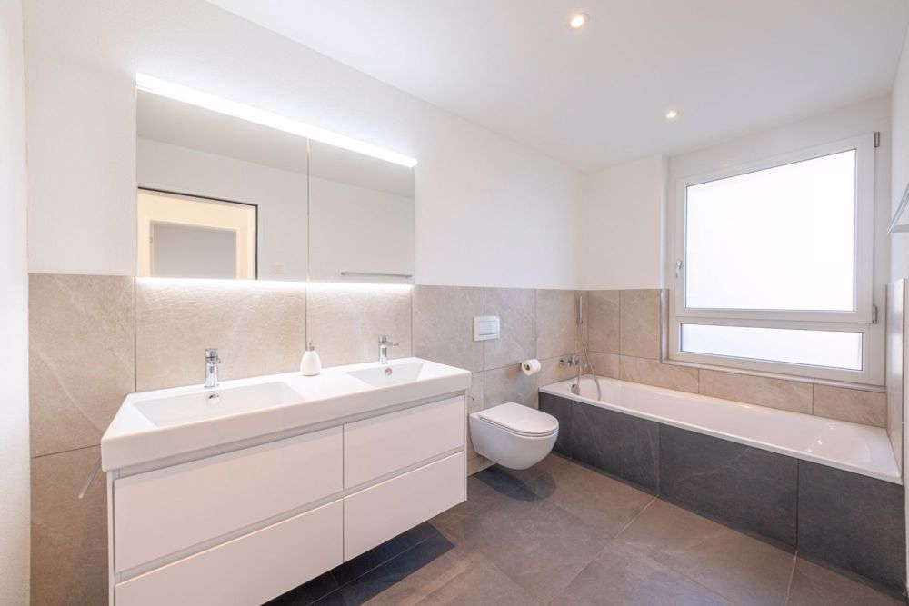 Stilvolle Neubauwohnung mit durchdachtem Wohnkonzept - Bild 5