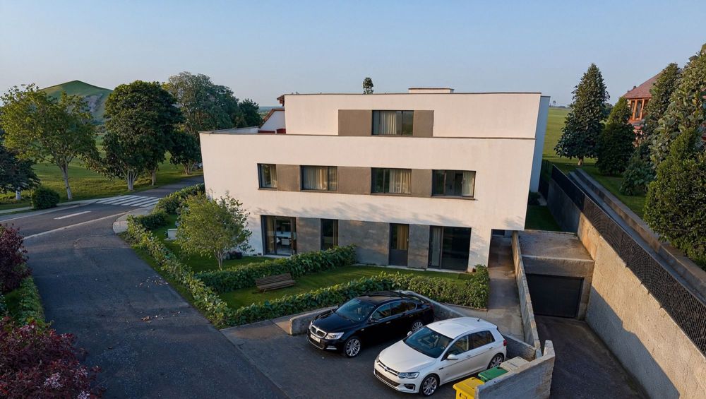 Gehobene 5.5-Zimmer Duplex mit Terrasse - Bild 1