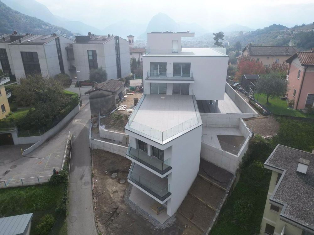 CANOBBIO – DACHGESCHOSS IN RESIDENZ RHOSE, DIE PERFEKTE VERBINDUNG ZWISCHEN NATUR UND KOMFORT - Bild 7