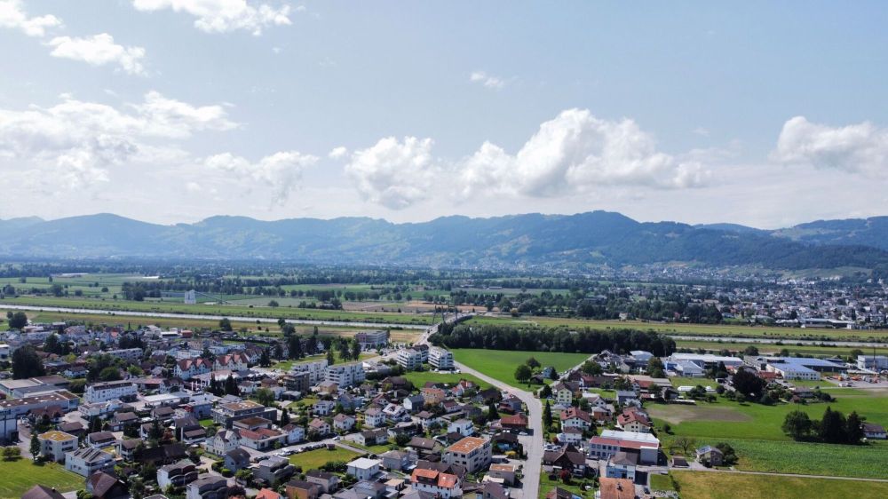 Neubau-Investment: Vollvermietetes Mehrfamilienhaus mit 6 Wohneinheiten & 1 Gewerbeeinheit - Bild 2