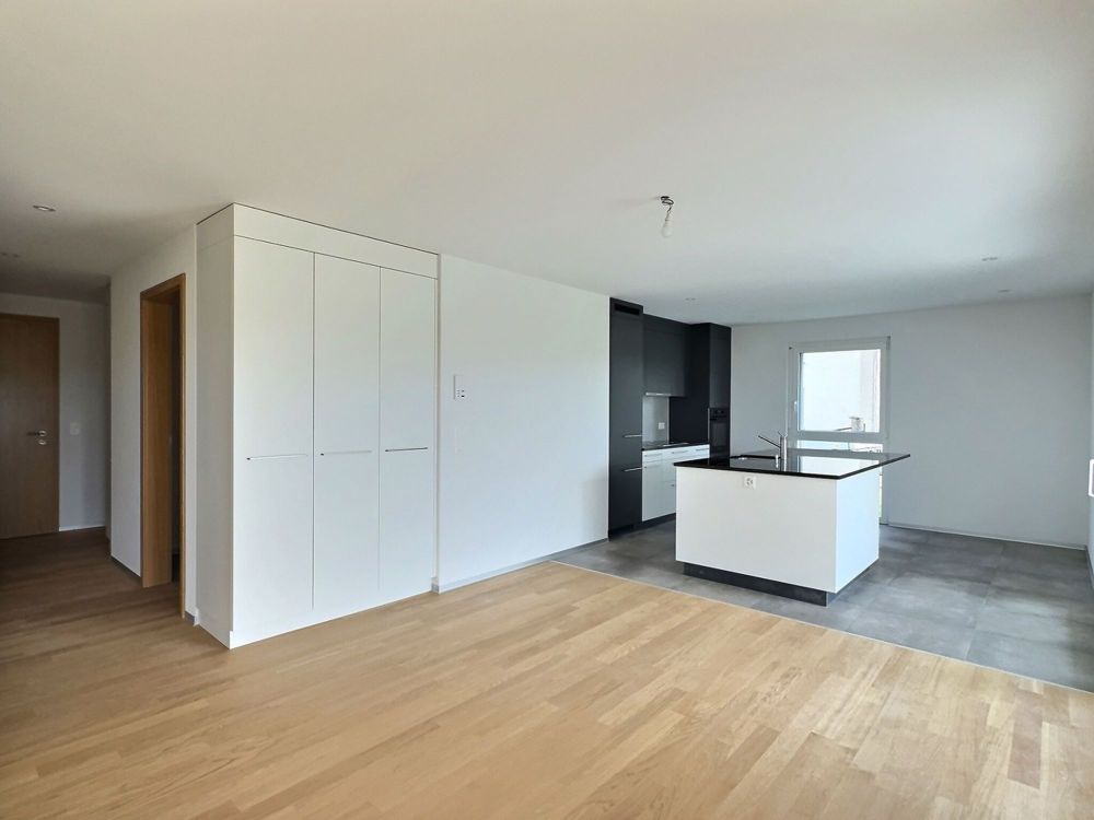 Ihr Friedhof der Ruhe in Corserey - 5.5-Zimmer-Wohnung zum Verkauf! - Salle à manger & Cuisine