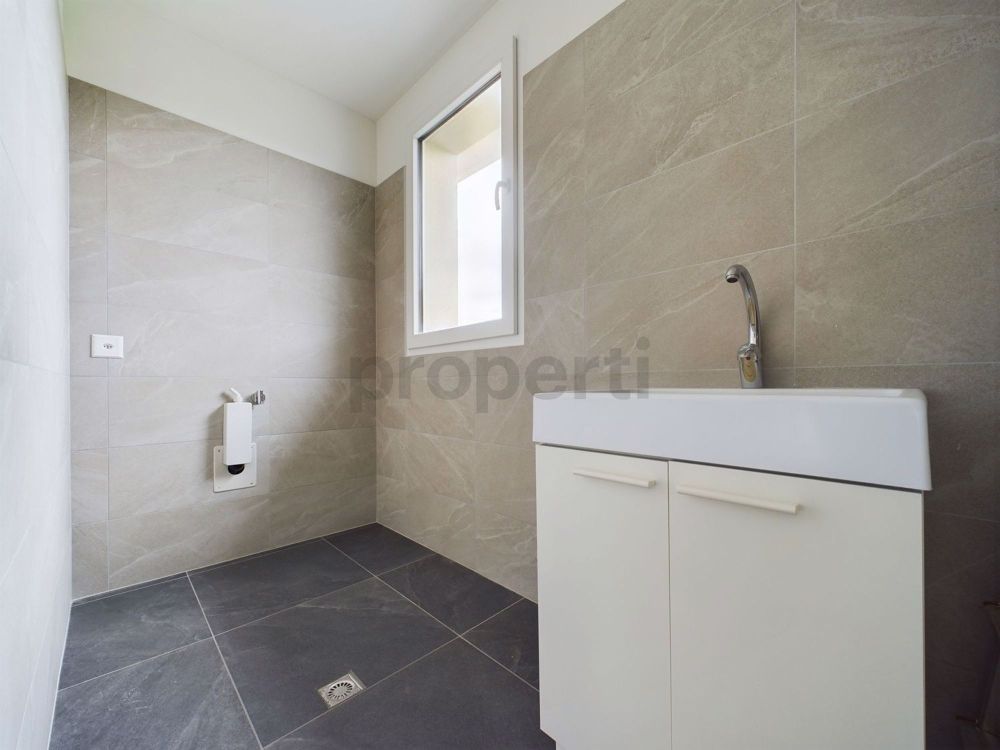 Appartamento di 4,5 locali con vista in edificio nuovo a Stabio / 4.5-Zimmer-Wohnung mit Aussicht in Neubau in Stabio - Image 8