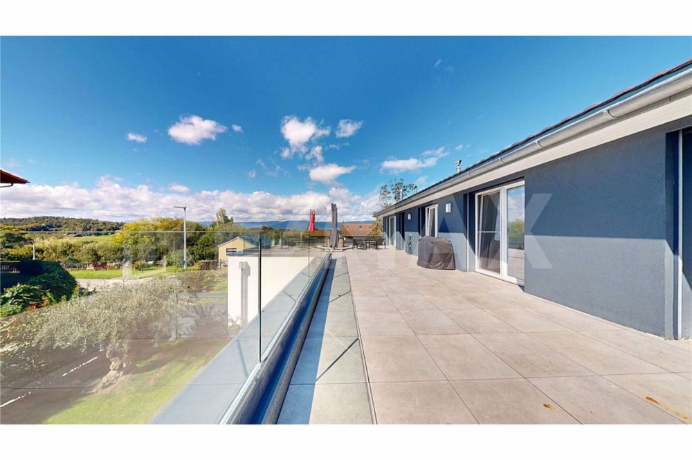 Prachtiges Attikawohnung mit 98 m2 Terrasse / Exklusivität RE/MAX - Bild 1